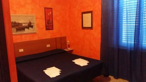 Hotel Violetta Parma Exteriör bild