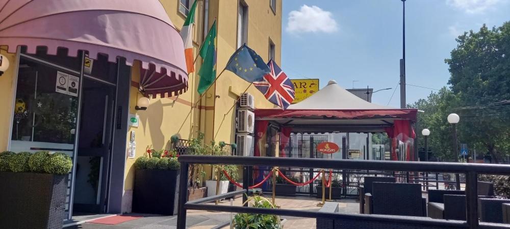 Hotel Violetta Parma Exteriör bild